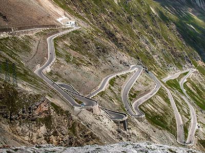 Stelvio hágó - Passo dello Stelvio, Olaszország háttérkép